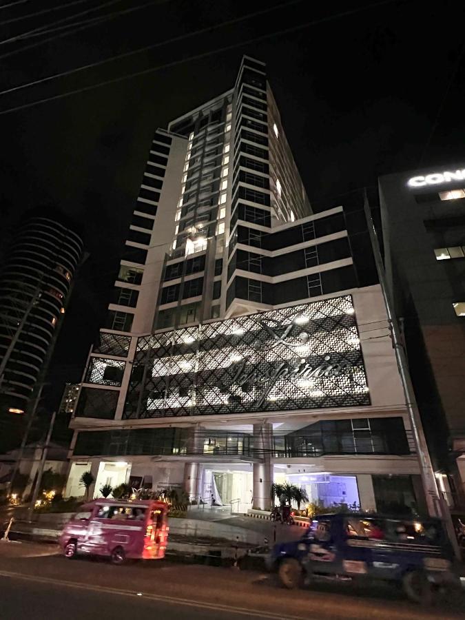 Hola! Condotel @ Inspiria Davao City Eksteriør billede